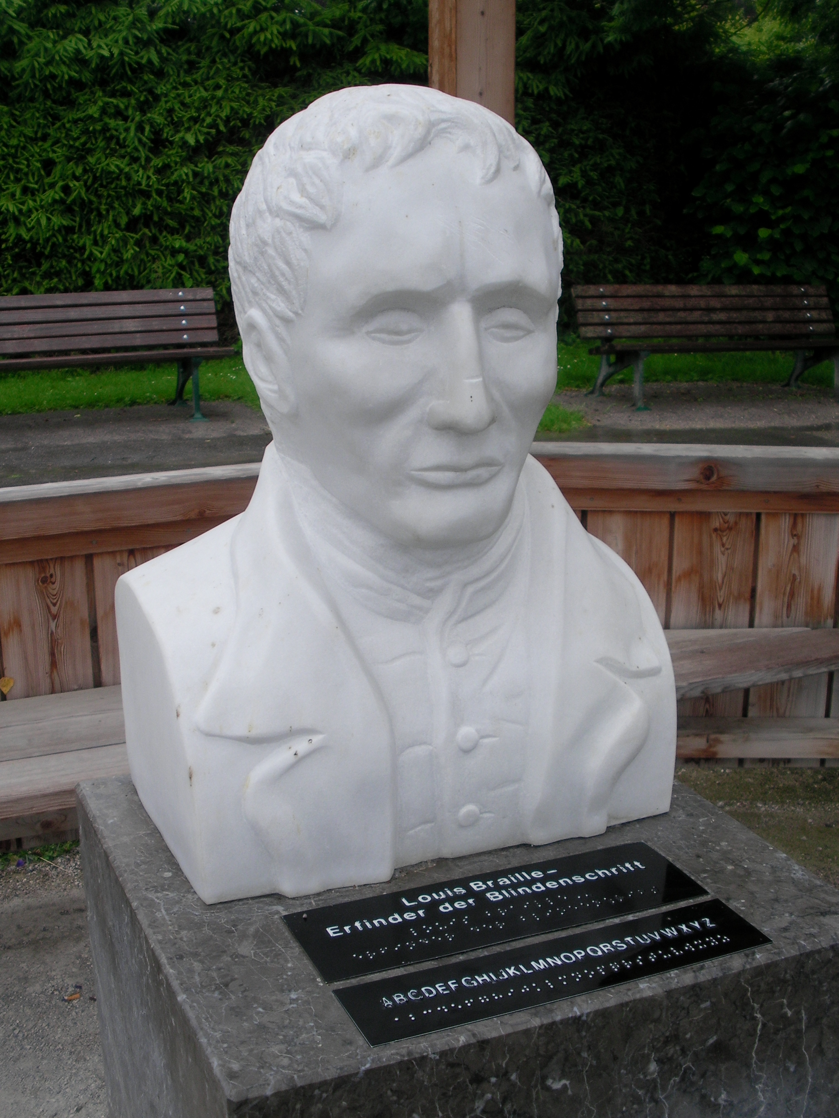 A monument to Louis Braille (in braille)