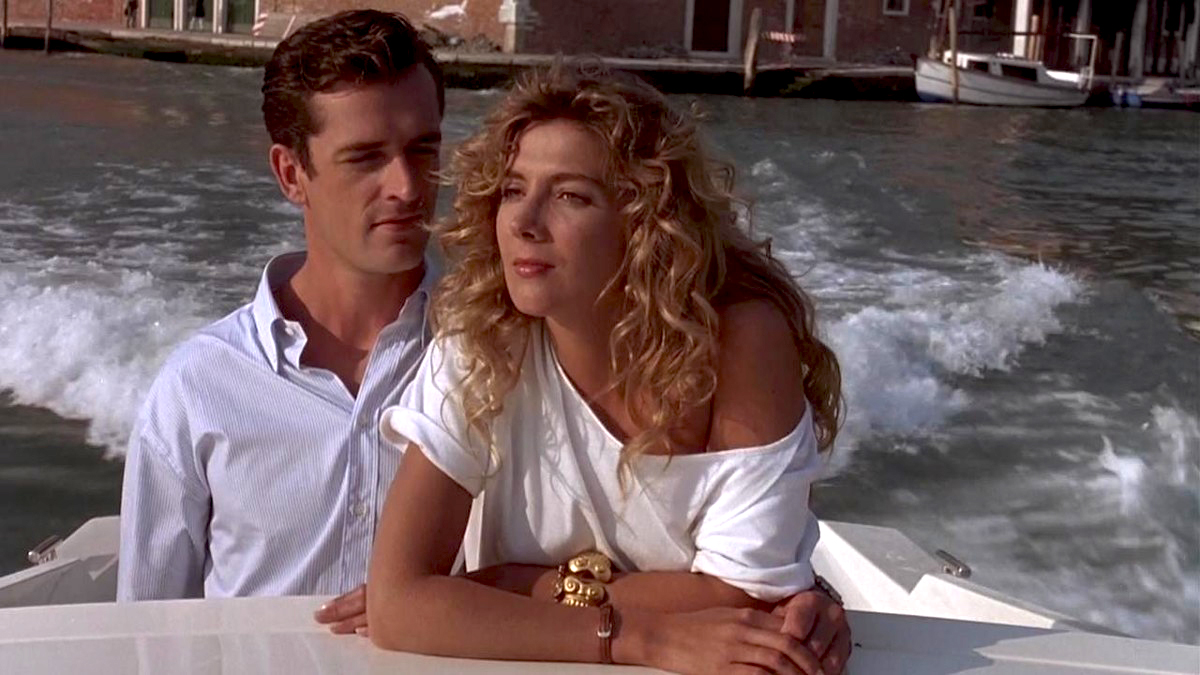 Rupert Everett and Natasha Richardson in <em>The Comfort of Strangers</em>