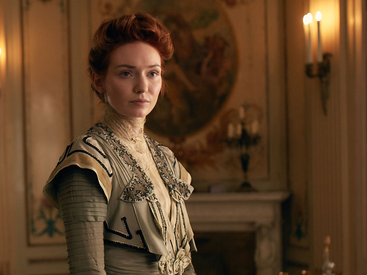 Eleanor Tomlinson portrays Georgie Raoul-Duval