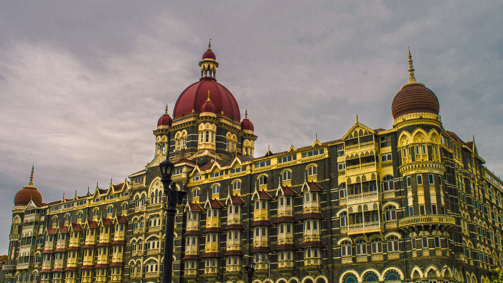 Отель Тадж в Мумбаи. Дворец-отель Тадж Махал.